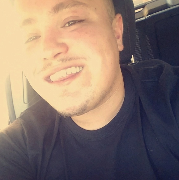 Meet your Posher, Daniel - Picture 1 of 1